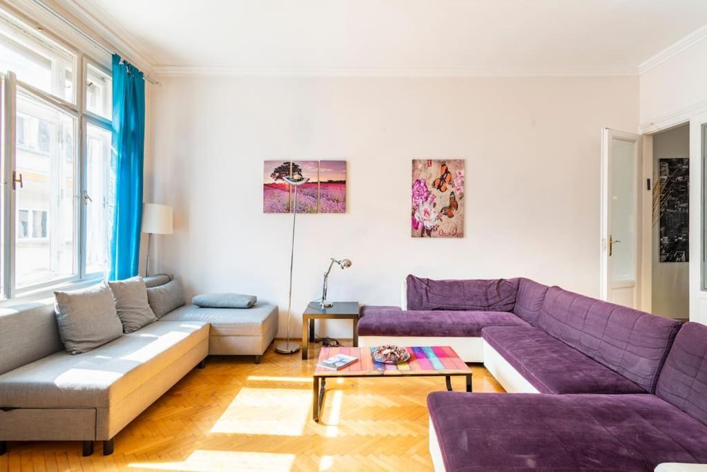 Basilica Apartment *