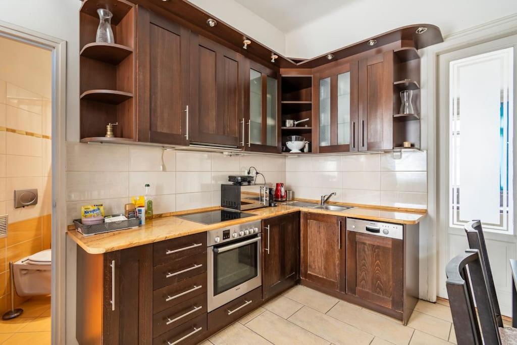 Apartment Basilica